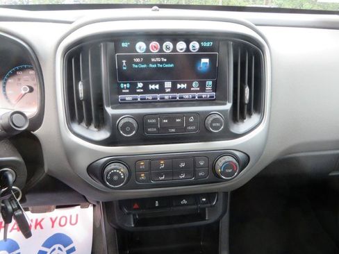 Used 2018 Chevrolet Colorado LT RWD image 18
