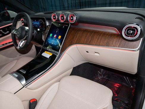 New 2026 Mercedes-Benz GLC 300 4MATIC image 17