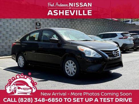 Used 2016 Nissan Versa S Plus image 1