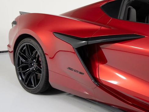 Used 2024 Chevrolet Corvette Z06 image 40