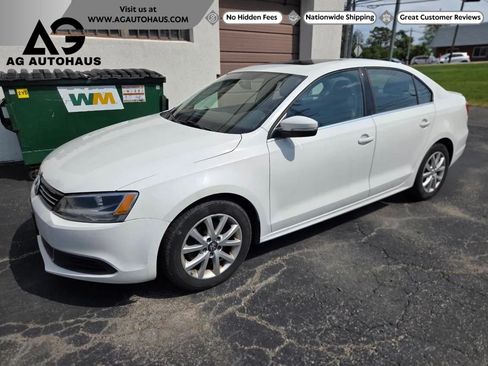 Used 2014 Volkswagen Jetta SE FWD image 1