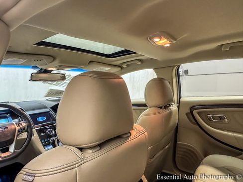 Used 2017 Ford Taurus Limited image 13