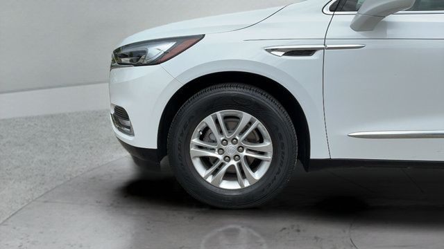 Used 2018 Buick Enclave Essence FWD image 26