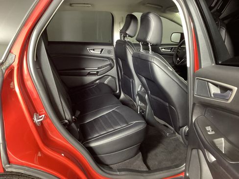Used 2024 Ford Edge SEL w/ Convenience Package AWD/4WD image 12