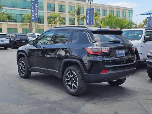 New 2026 Jeep Compass Trailhawk AWD/4WD image 5