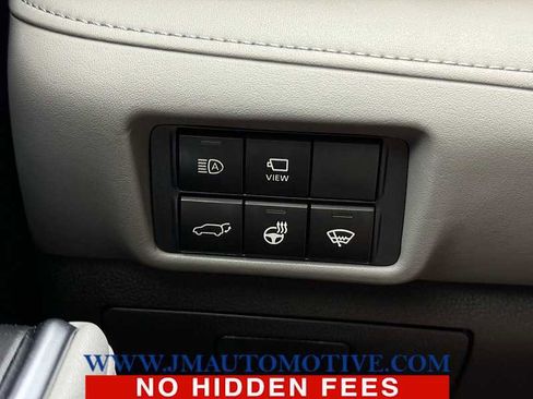 Used 2021 Toyota Highlander Platinum image 43