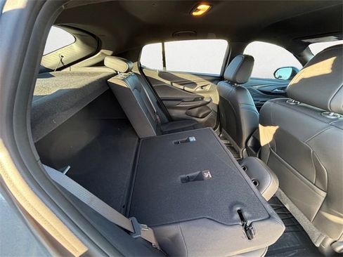 Used 2025 Buick Envista Sport Touring w/ Convenience I Package image 20