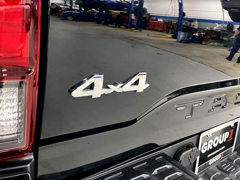Used 2023 Toyota Tacoma SR AWD/4WD image 31