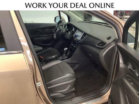 Used 2018 Buick Encore Preferred image 18