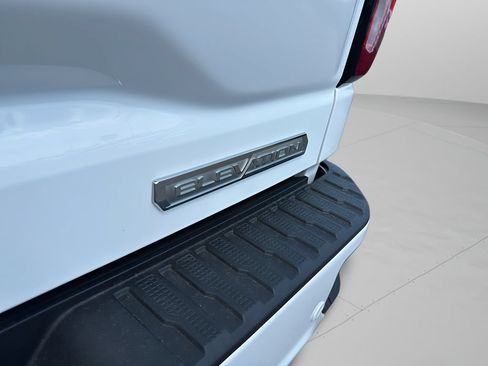 Used 2025 GMC Sierra 1500 Elevation w/ Elevation Premium Package AWD/4WD image 29