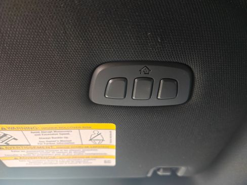 Used 2020 Ford F150 Platinum w/ Equipment Group 701A Luxury image 23