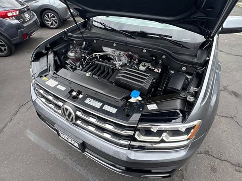 Used 2019 Volkswagen Atlas SEL R-Line AWD/4WD image 36