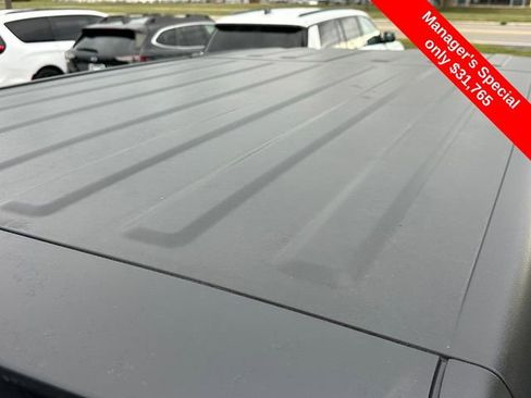 Used 2022 Jeep Wrangler Unlimited Sahara w/ Cold Weather Group image 11