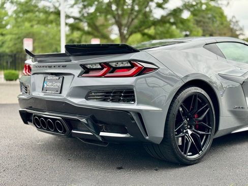 Used 2025 Chevrolet Corvette Z06 w/ Battery Protection Package image 22