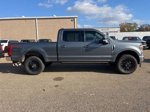 Certified 2022 Ford F250 Lariat w/ Lariat Value Package image 33
