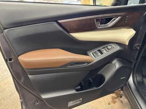Used 2022 Subaru Ascent Touring w/ Popular Package #2A image 5
