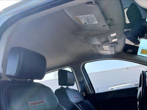 Used 2021 Ford Ranger Lariat w/ Tremor Off-Road Package image 14