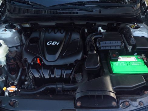 Used 2012 Hyundai Sonata SE FWD image 25