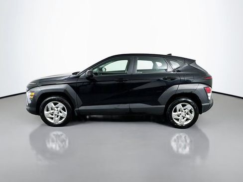 Used 2024 Hyundai Kona SE image 3