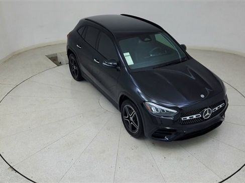 Used 2025 Mercedes-Benz GLA 250 4MATIC image 84