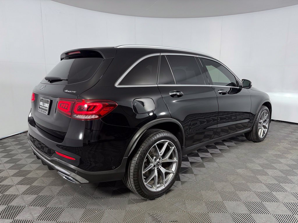 Used 2022 Mercedes-Benz GLC 300 4MATIC w/ AMG Line image 7