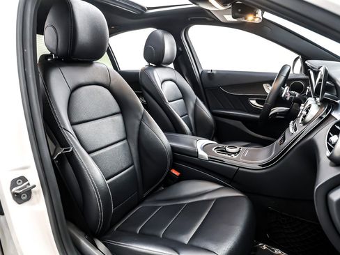 Used 2020 Mercedes-Benz C 300 Sedan image 7