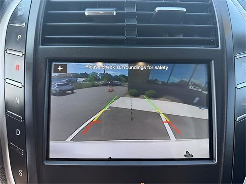 Used 2019 Lincoln MKC Select w/ Select Plus Package image 20