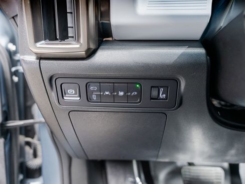Used 2024 GMC Hummer EV 3X w/ Omega Edition AWD/4WD image 45