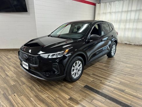 Used 2024 Ford Escape Active w/ Tech Pack #1 image 1