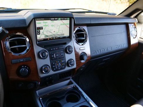 Used 2016 Ford F450 King Ranch w/ King Ranch w/Chrome Package image 11