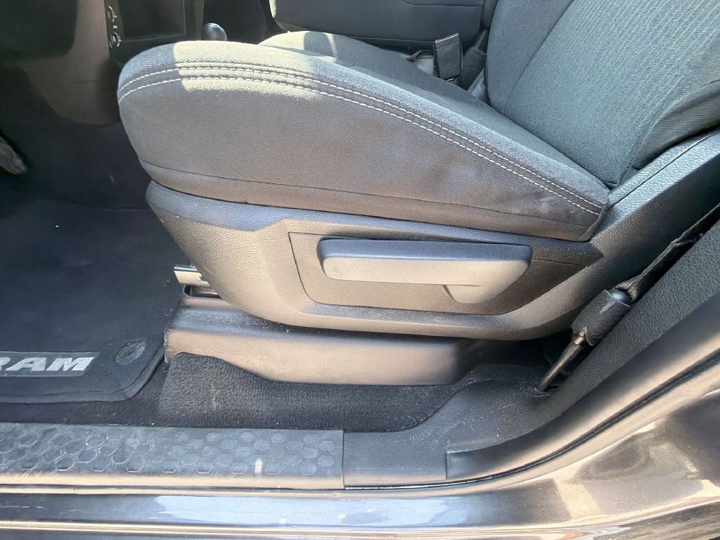 Used 2022 RAM 2500 Tradesman AWD/4WD image 9