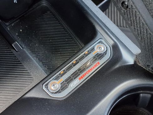 Used 2025 Ford Bronco Raptor AWD/4WD image 30