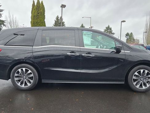 Used 2024 Honda Odyssey EX-L image 2