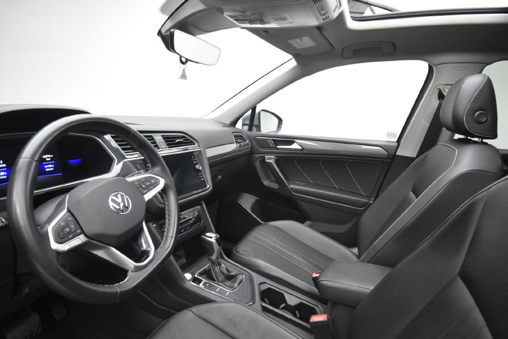 Used 2022 Volkswagen Tiguan SE FWD image 7