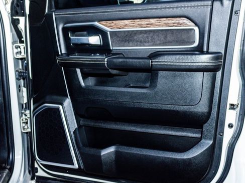 Used 2021 RAM 3500 Laramie image 24