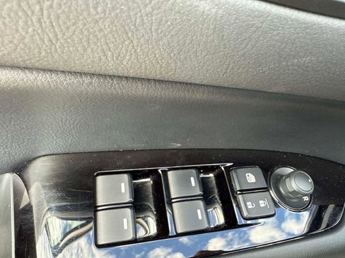 Certified 2025 MAZDA CX-5 AWD 2.5 S w/ Preferred Package image 18