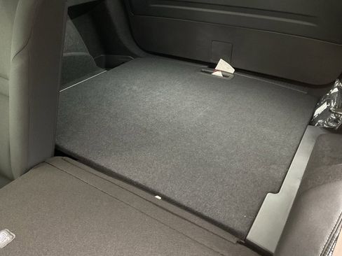 New 2025 Nissan Rogue S image 15