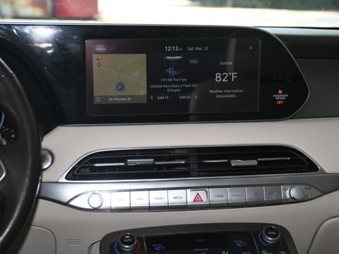 Used 2021 Hyundai Palisade Calligraphy image 17