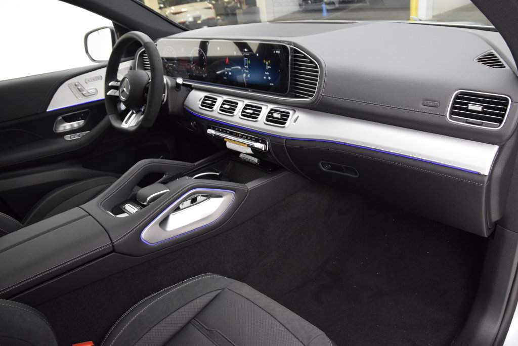 New 2026 Mercedes-Benz GLE 53 AMG 4MATIC Coupe image 14