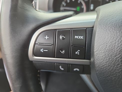 Used 2022 Lexus GX 460 Luxury image 34