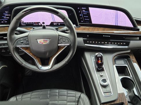 Used 2023 Cadillac Escalade Sport Platinum w/ Heavy-Duty Trailer Package AWD/4WD image 14
