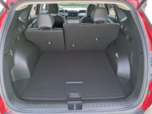 Certified 2023 Hyundai Tucson Limited FWD image 11