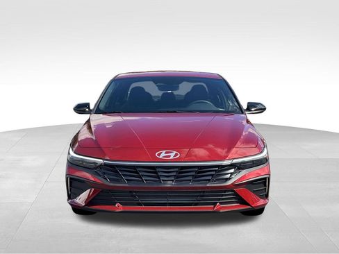 Used 2026 Hyundai Elantra Sport FWD image 14