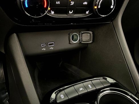 Used 2025 Buick Encore GX Sport Touring w/ Comfort Package FWD image 16