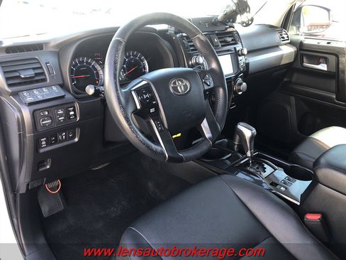 Used 2015 Toyota 4Runner TRD Pro AWD/4WD image 10