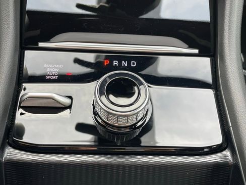 New 2025 Jeep Grand Cherokee L Limited w/ Black Appearance Package image 38