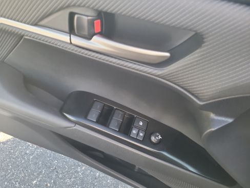 Used 2025 Toyota Camry SE FWD image 17