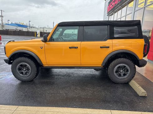 Used 2021 Ford Bronco Badlands image 4