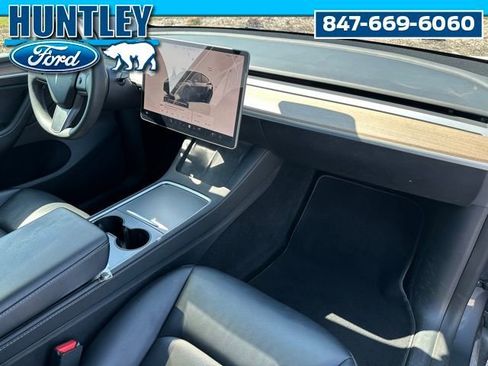 Used 2023 Tesla Model Y Performance AWD/4WD image 10