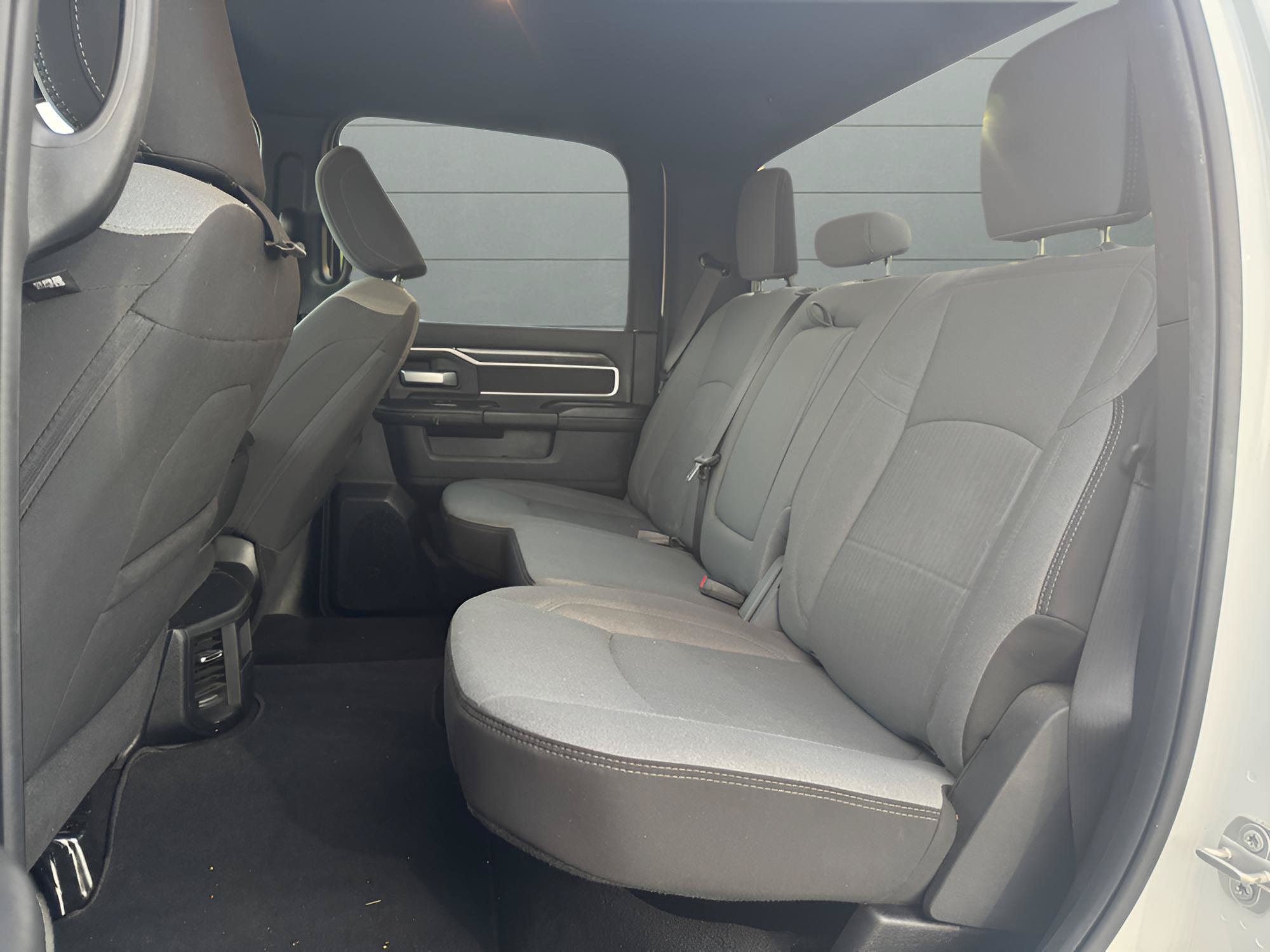 Used 2024 RAM 2500 Big Horn AWD/4WD image 23